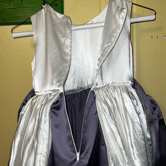 Girls White & Lilac Silk Floral Tied Back Formal Dress Flower Girl Dress - Picture 10 of 16
